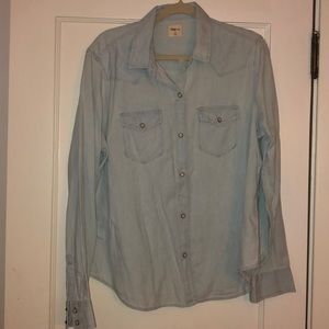 Western style Gap snap shirt
